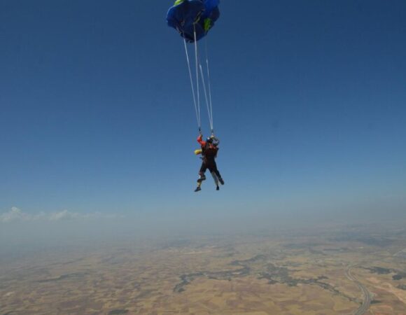 Top Thrilling Skydiving Spots in Dubai That Will Take Your Breath Away