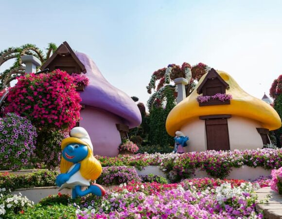 Floral Sculptures That Will Amaze You at Miracle Garden