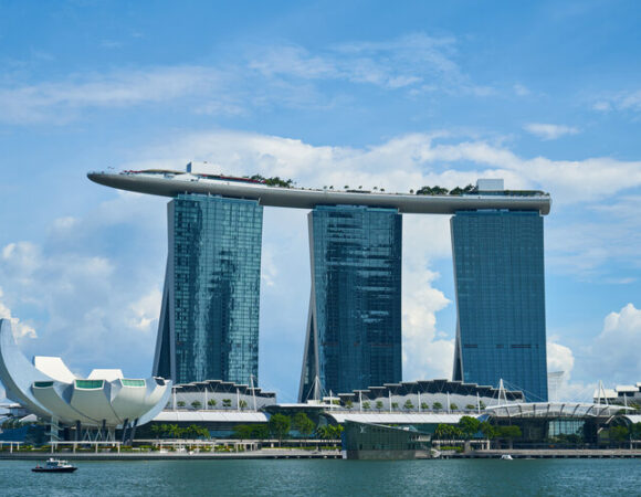Ultimate Singapore Bucket List: 10 Famous Spots worth Visiting in 2025