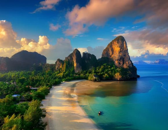 Dream Honeymoon Spots for UAE Couples